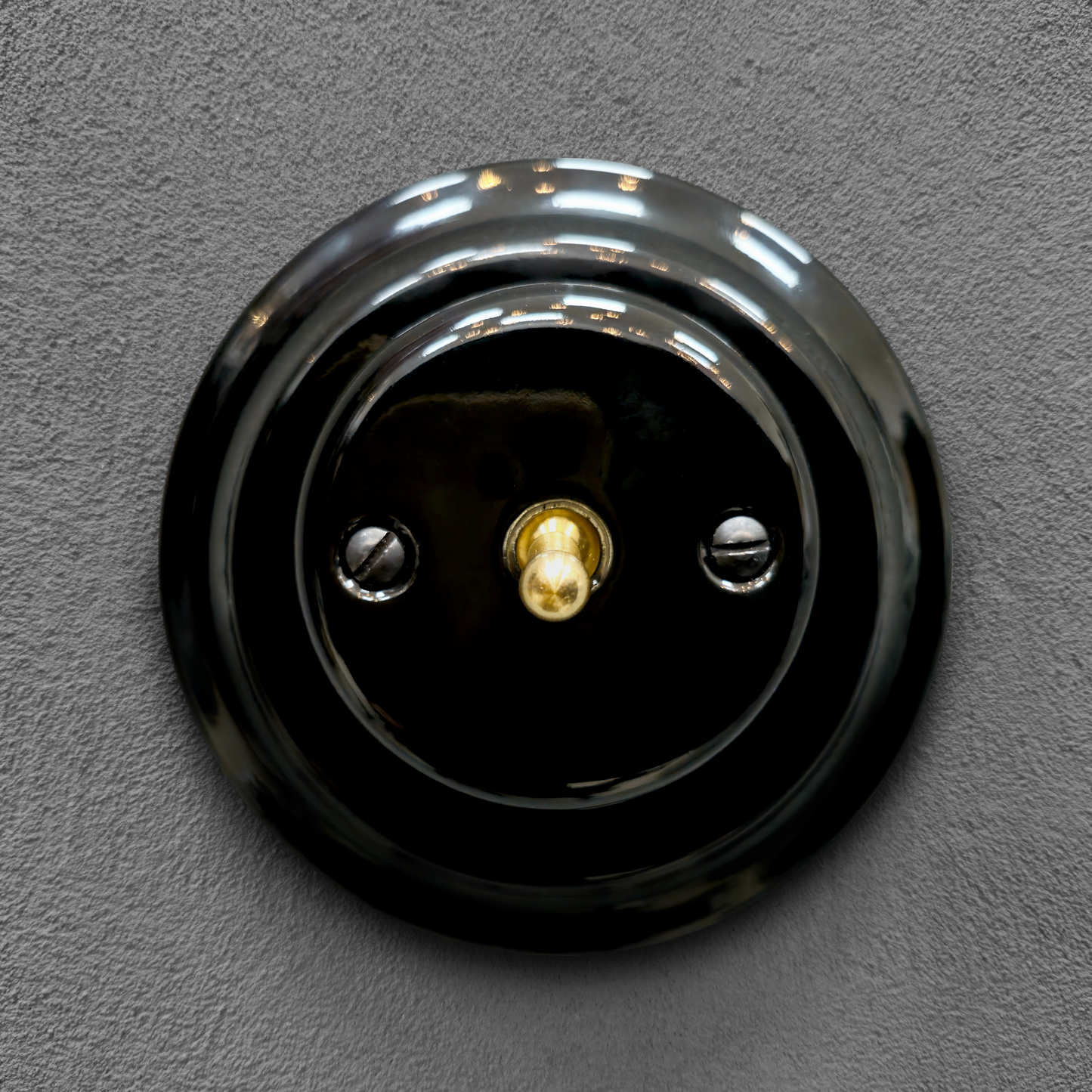 Toggle Light Switch Porcelain Loft Retro Toggle Wall Light Switch Cover 1-gang 2-way Flush Mounted Vintage Cottage Home Ceramic Black