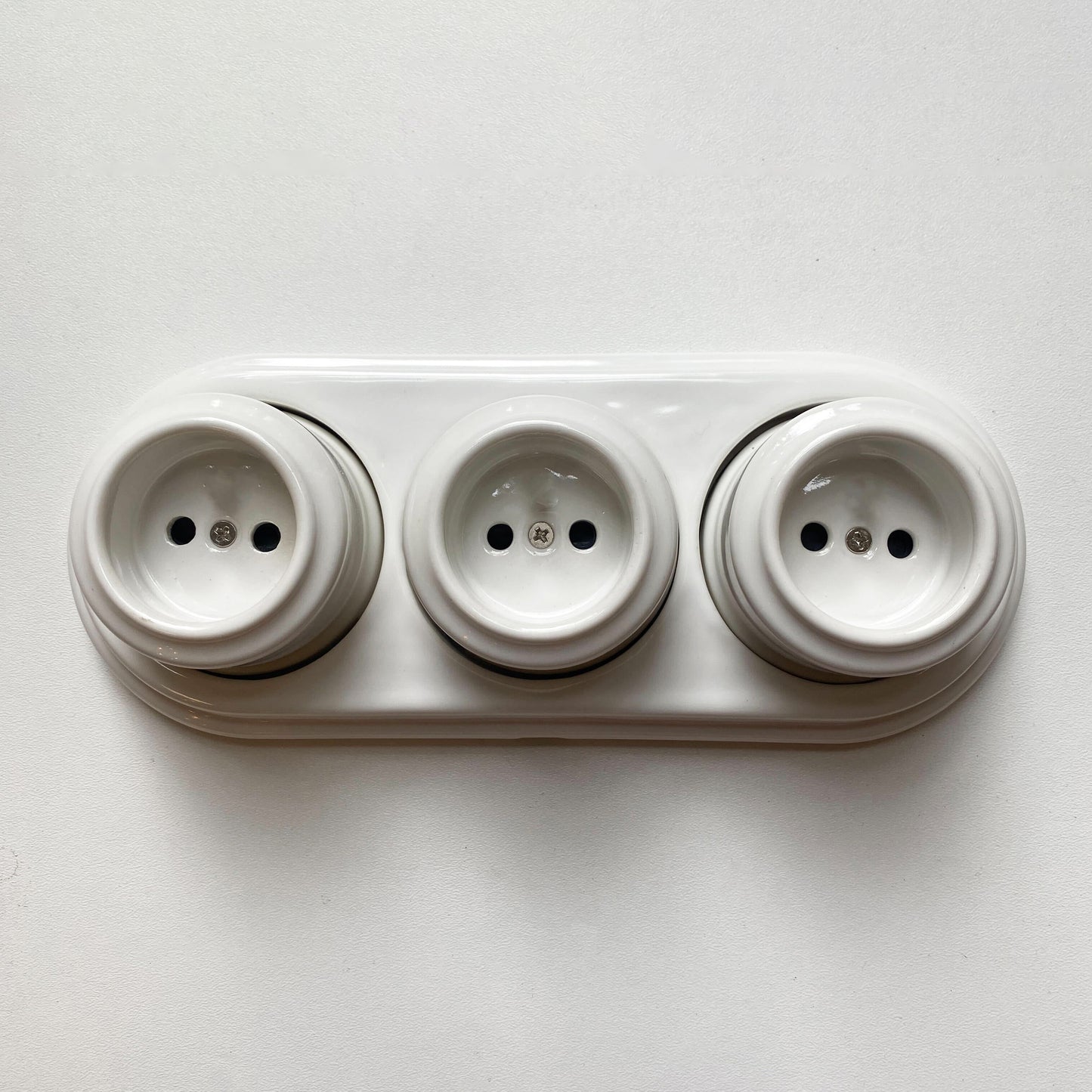 Surface Mounting Triple Power Socket Porcelain Loft Retro Electrical German Schuko Vintage Cottage Ceramic White