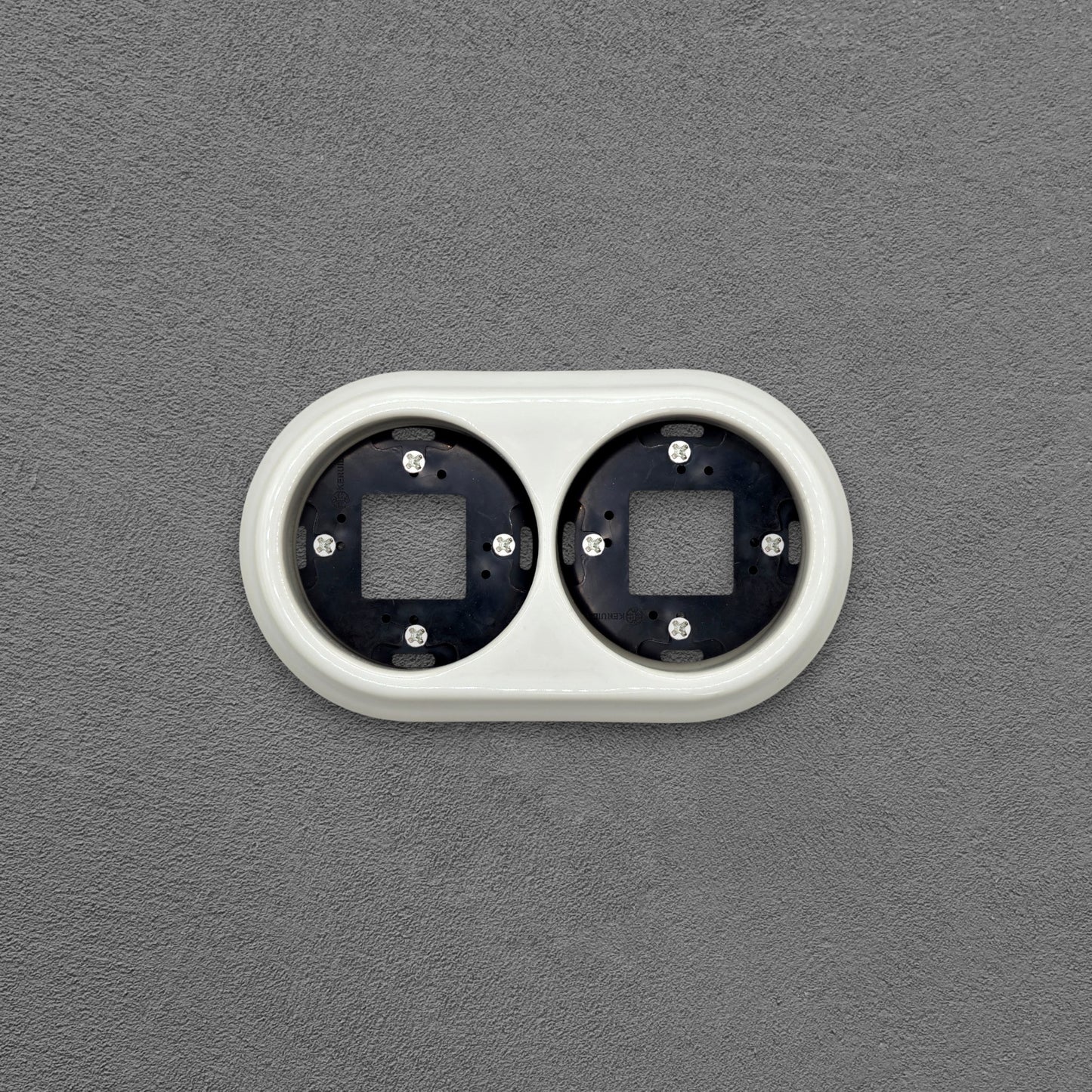 Porcelain Loft Retro Double Porcelain Frame With Plastic Part Surface Mounted Vintage Cottage Ceramic White