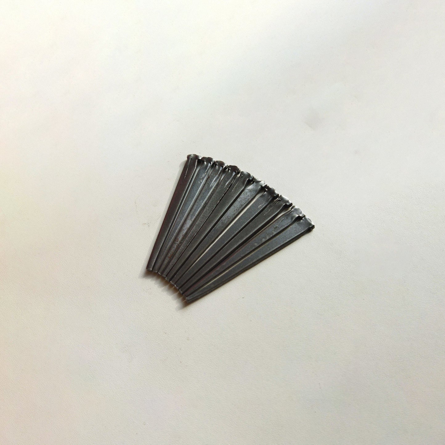 Antique Nails Pack Of 10 Hand Forged Steel Clasp Nails Old Traditional Rustic Antique Vintage Furniture Floor Door Wood Crafts
