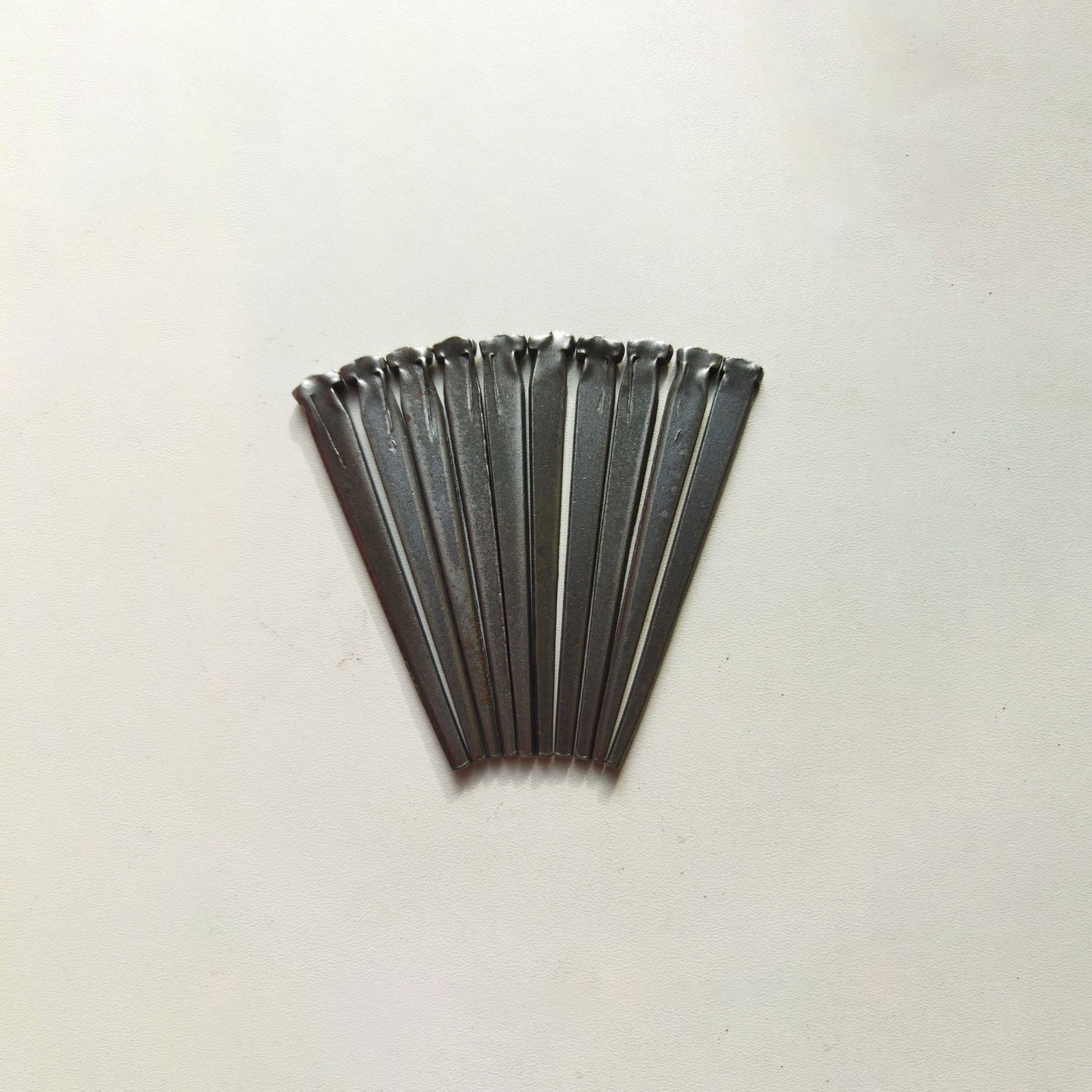 Antique Nails Pack Of 10 Hand Forged Steel Clasp Nails Old Traditional Rustic Antique Vintage Furniture Floor Door Wood Crafts