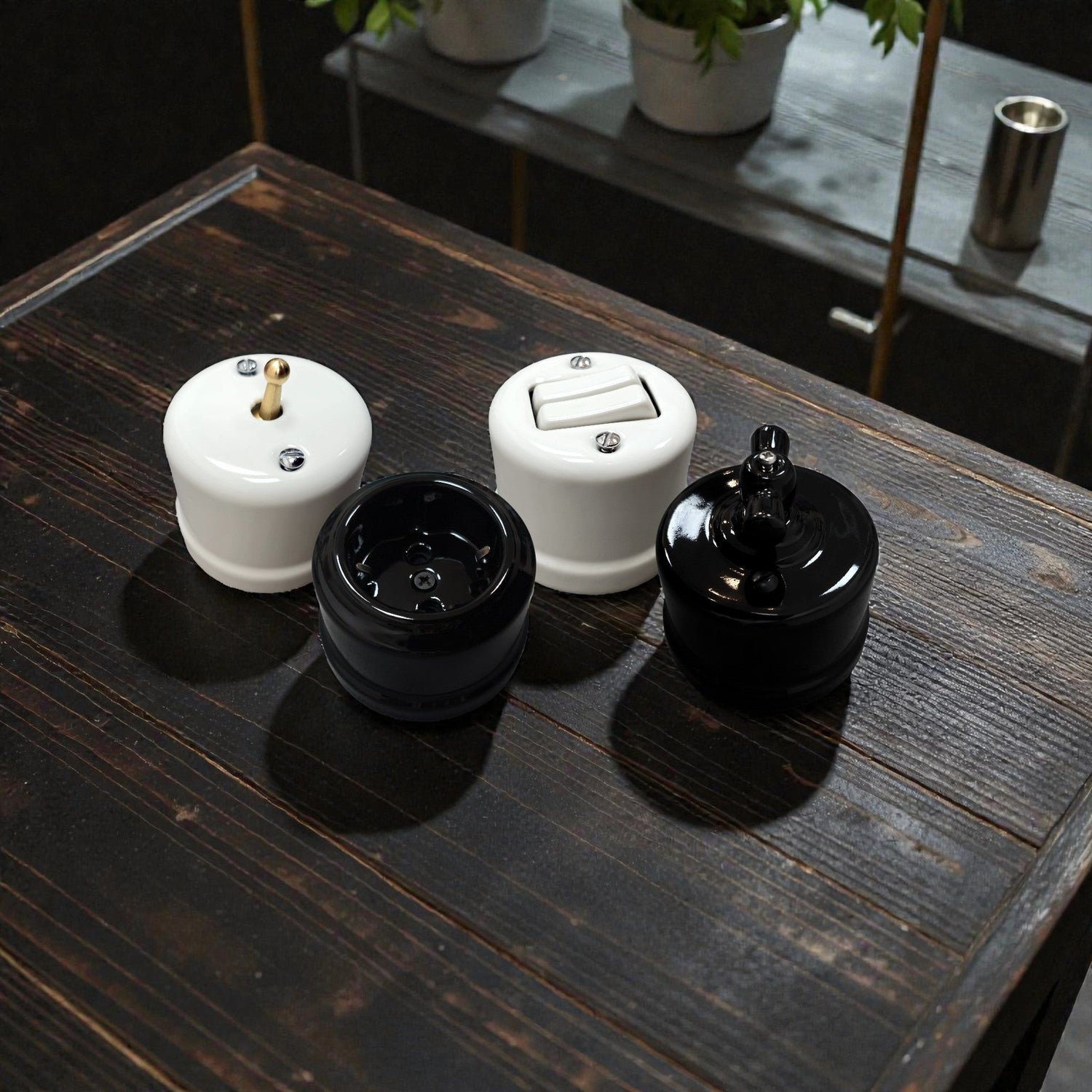 Surface Mounted Inserts