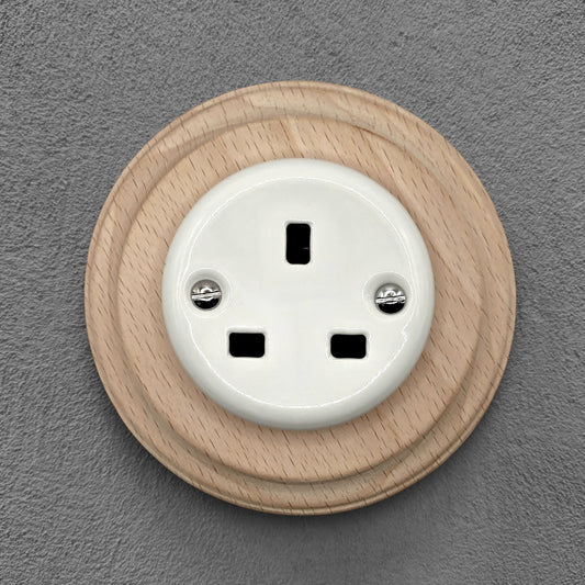 Retro Style White Ceramic Single UK Type Socket Natural Wood Frame Flushed-Mounted