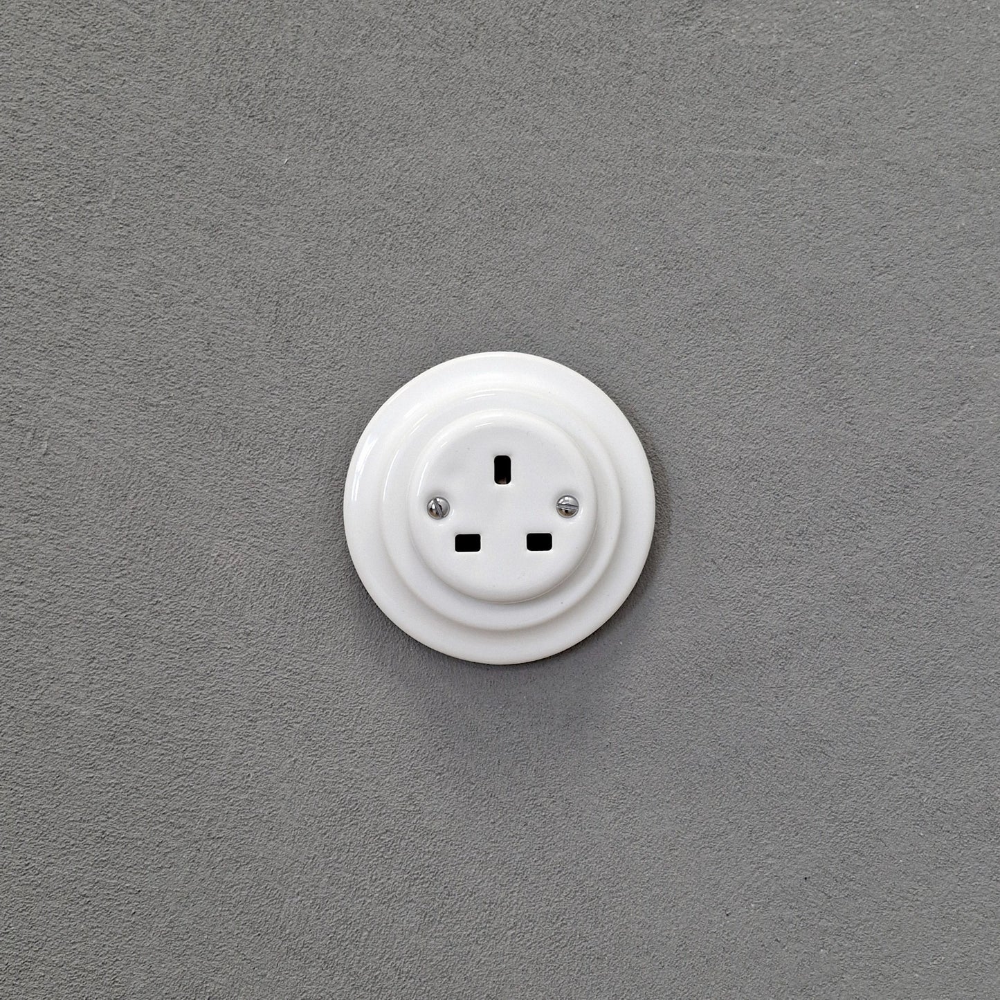 Power Socket Plug Porcelain UK 3 Prong Loft Retro Electrical Flush Mounted Vintage Cottage White Ceramic