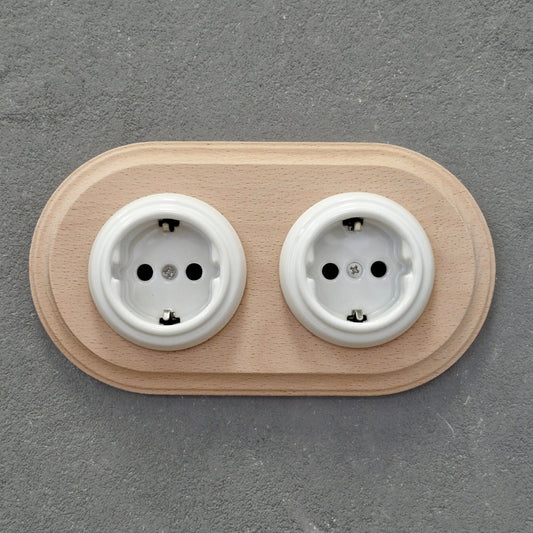 Retro Style White Ceramic German Schuko Socket – Retro Loft Style | Vintage Design, Flushed-Mounted, Natural Wood Frame