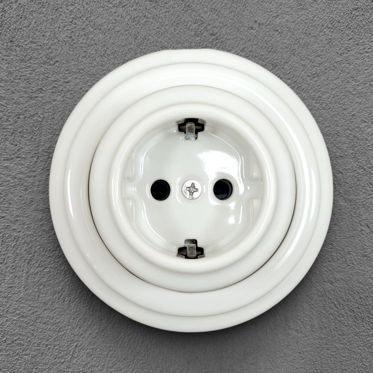 Surface-Mounting German Schuko Power Socket Porcelain Loft Retro Electrical Vintage Cottage Ceramic White