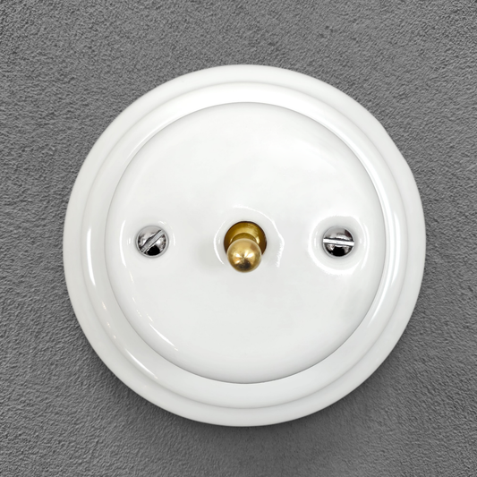 Surface-Mounting Cover 1 Gang Two-Way Toggle Wall Light Switch Porcelain Loft Retro Vintage Cottage Home Decor White