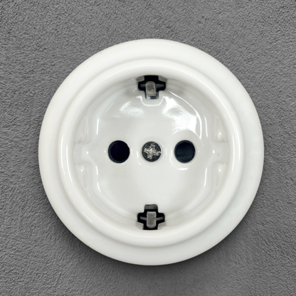 Power Socket Porcelain Loft Retro Electrical German Schuko Surface-Mounting Vintage Cottage Ceramic White