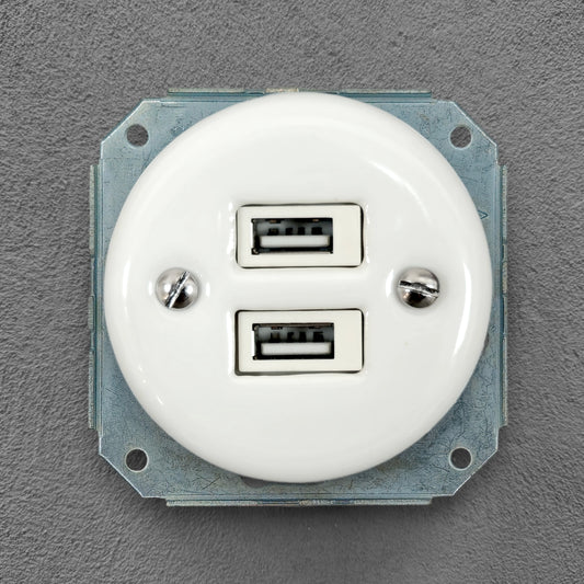 Power Socket Insert Porcelain Loft Retro USB Charging Socket Flush-Mounting Vintage Cottage Ceramic White