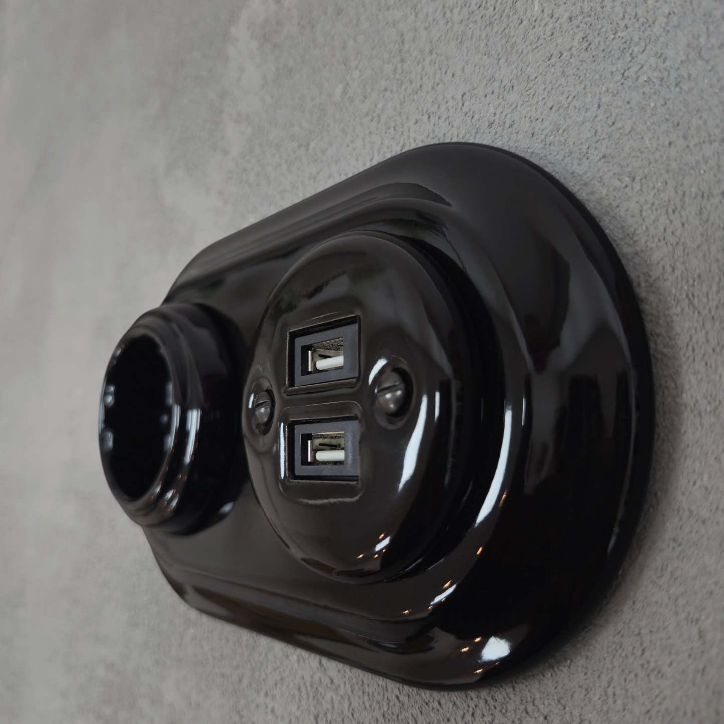 Retro Style Black Ceramic German Schuko And 2xUSB Charging Socket SET Flushed-Mounted