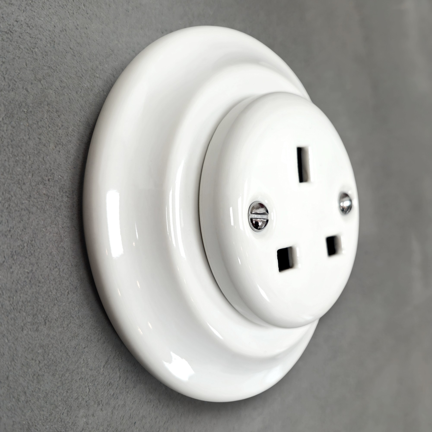 Power Socket Plug Porcelain UK 3 Prong Loft Retro Electrical Flush Mounted Vintage Cottage White Ceramic