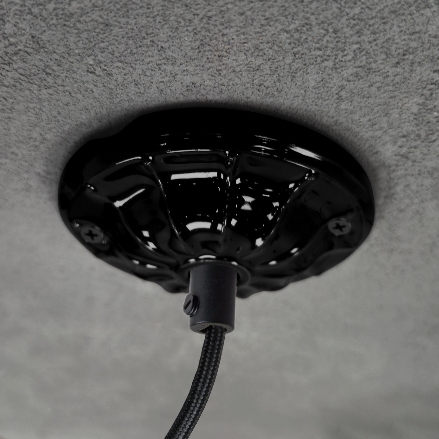 black porcelain lined ceiling rose 70x20mm, angled