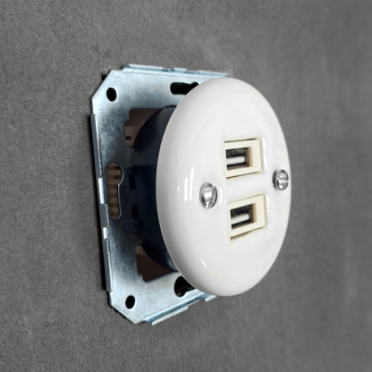 Power Socket Insert Porcelain Loft Retro USB Charging Socket Flush-Mounting Vintage Cottage Ceramic White