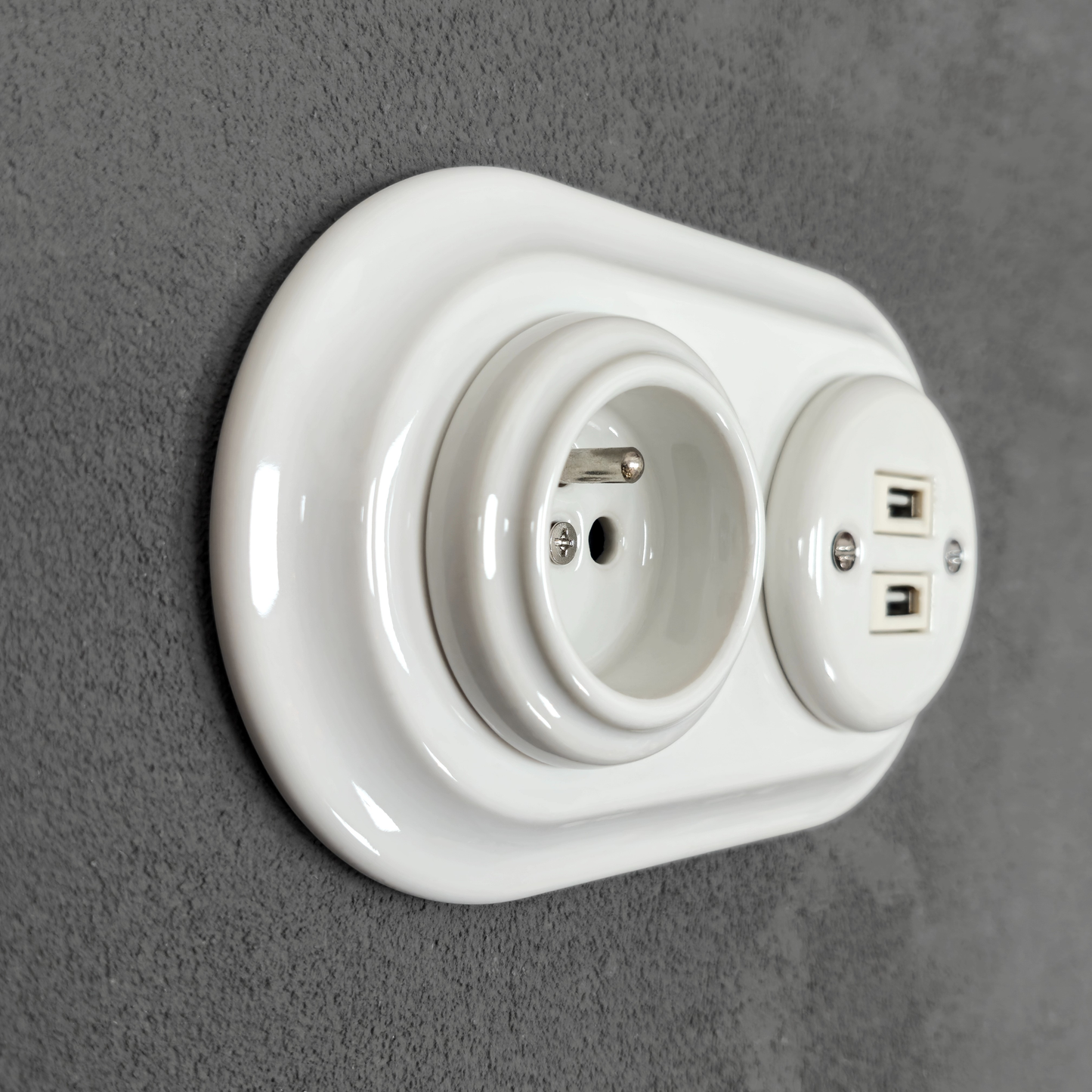 Porcelai USB French Socket – Retro Loft Style | Vintage Design, Flush-Mounted White