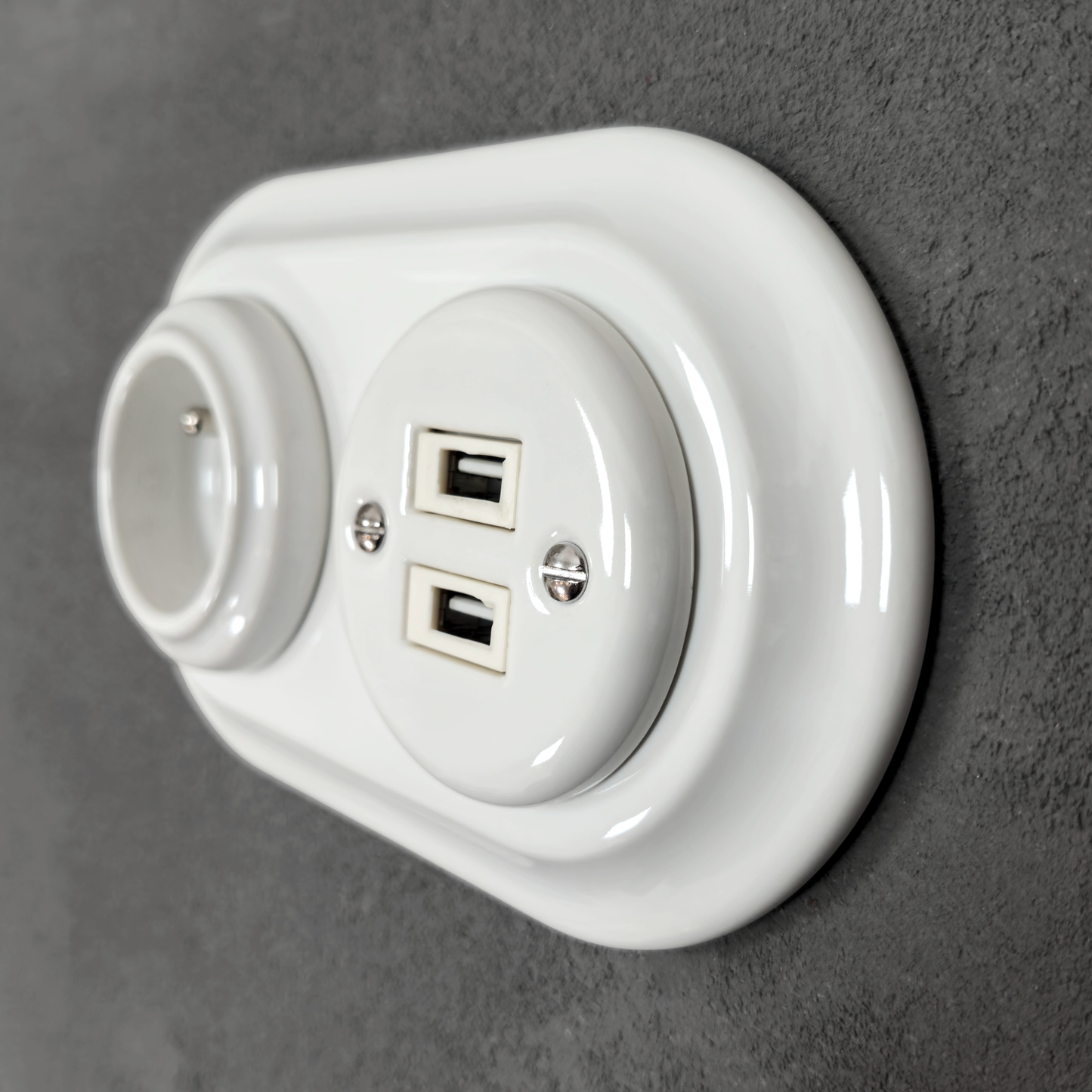 Porcelai USB French Socket – Retro Loft Style | Vintage Design, Flush-Mounted White