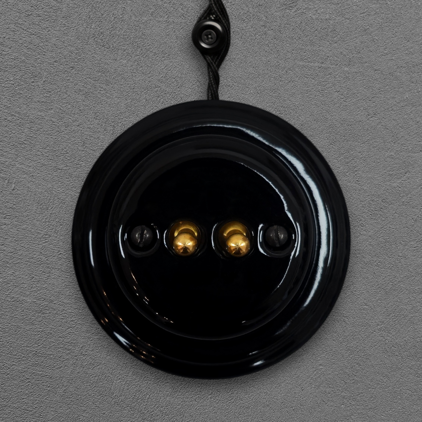 black porcelain 2gang2way toggle light switch, surface-mount, front