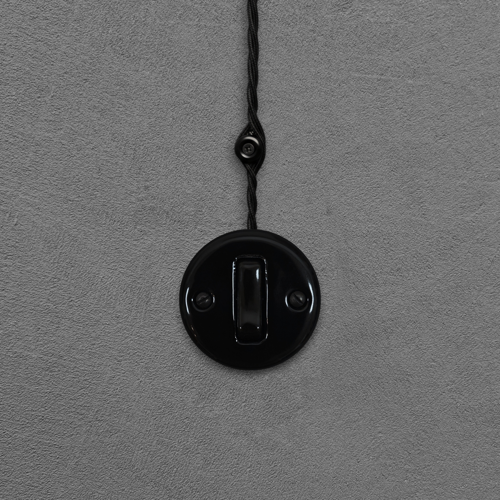 black porcelain 1gang2way light switch insert, surface-mount