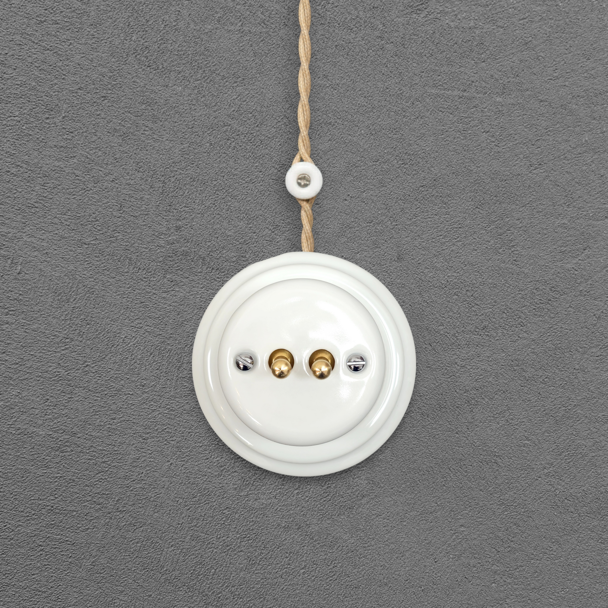 white porcelain 2gang2way toggle light switch, surface-mount