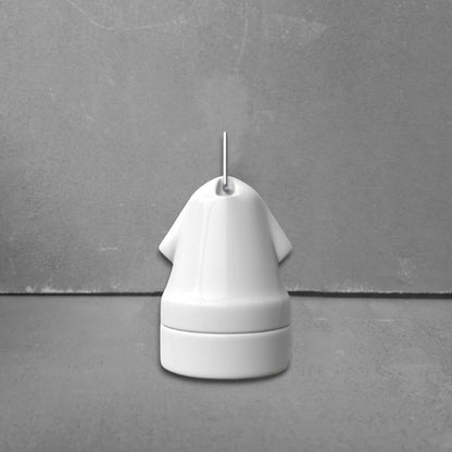white porcelain hanging E27 lamp holder, 45x70mm, front