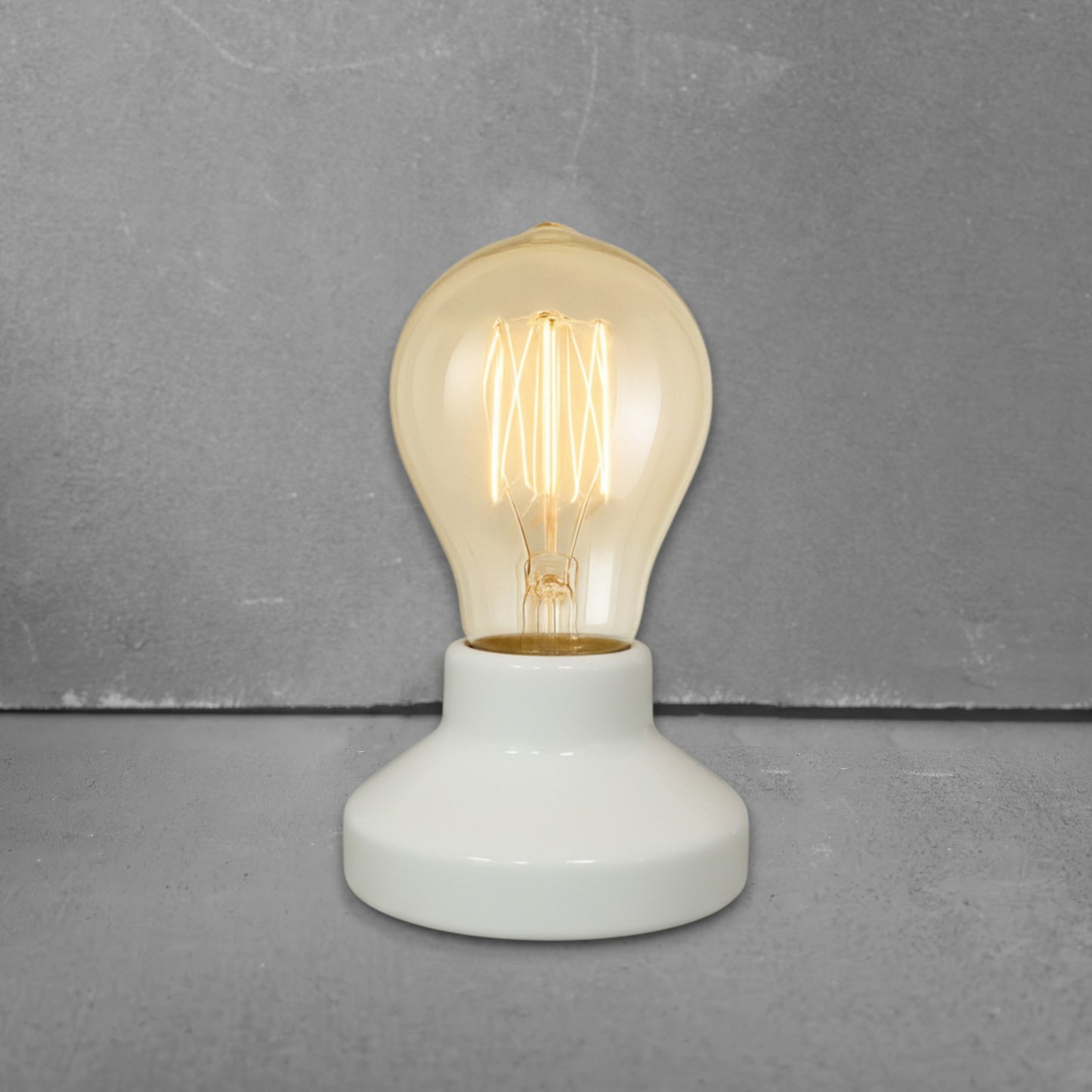 white porcelain high frequency E27 lamp holder