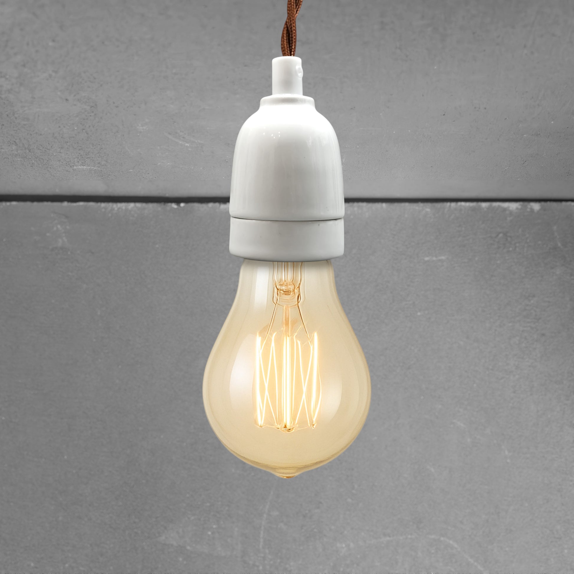 white porcelain hanging E27 lamp holder, 45x65mm