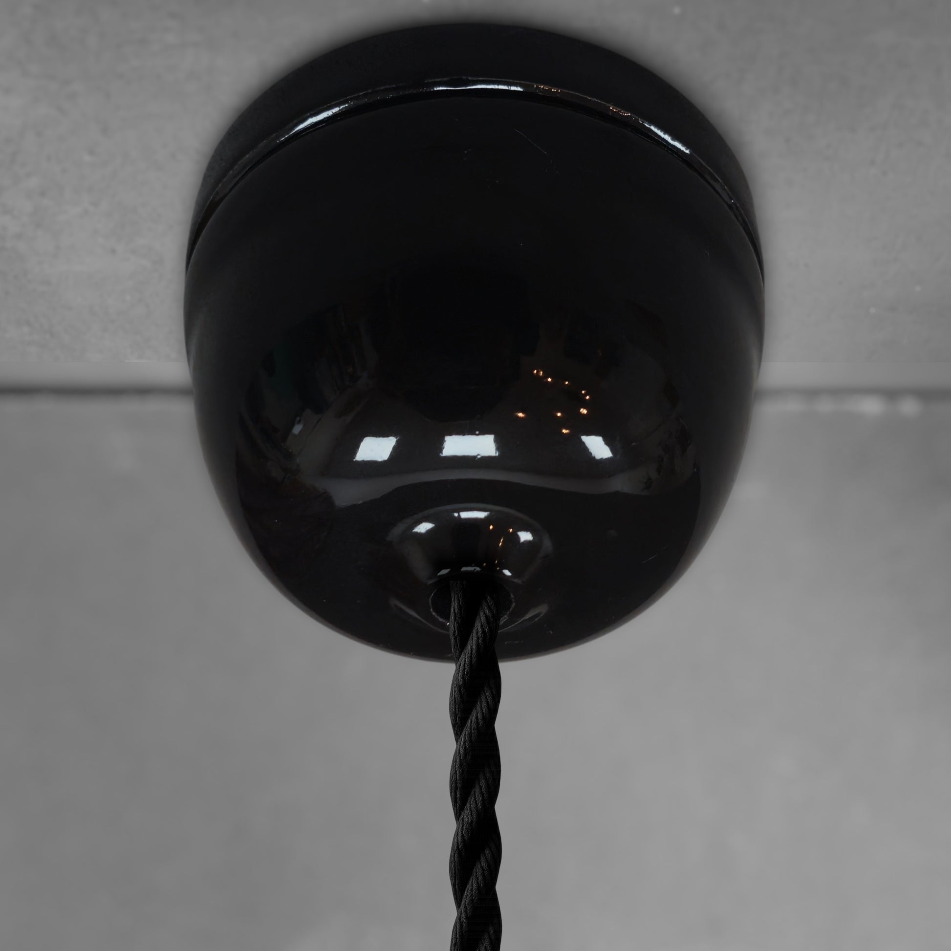 black porcelain ceiling cup 63x50mm, angled