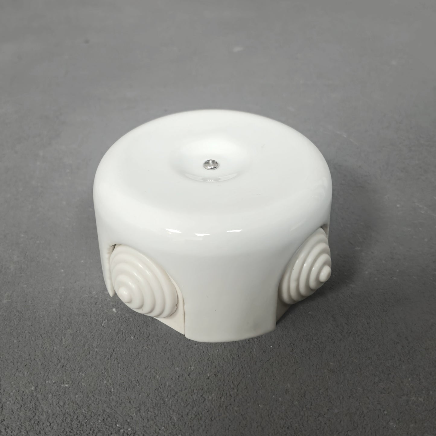 white porcelain junction box, 90x45mm, angled
