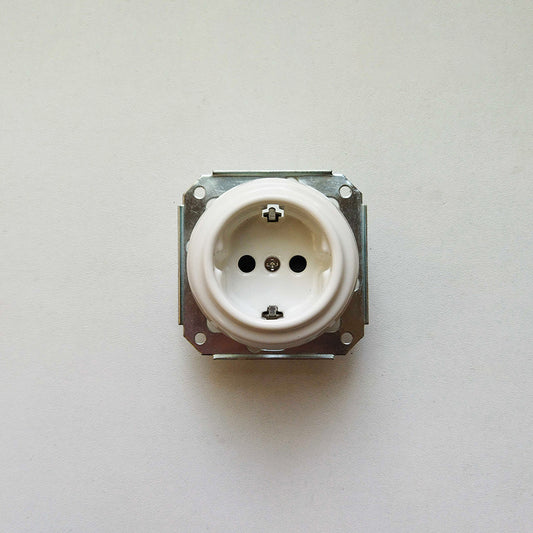Power Socket Insert Porcelain Loft Retro Electrical German Schuko Flush-Mounting Vintage Cottage Ceramic White