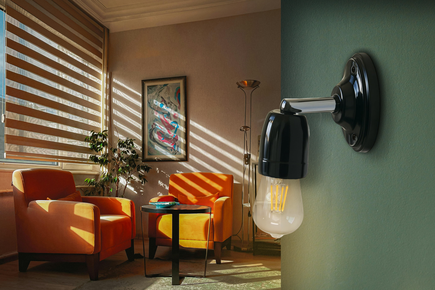 Wall Mount E27 Lamp Holder in White Porcelain
