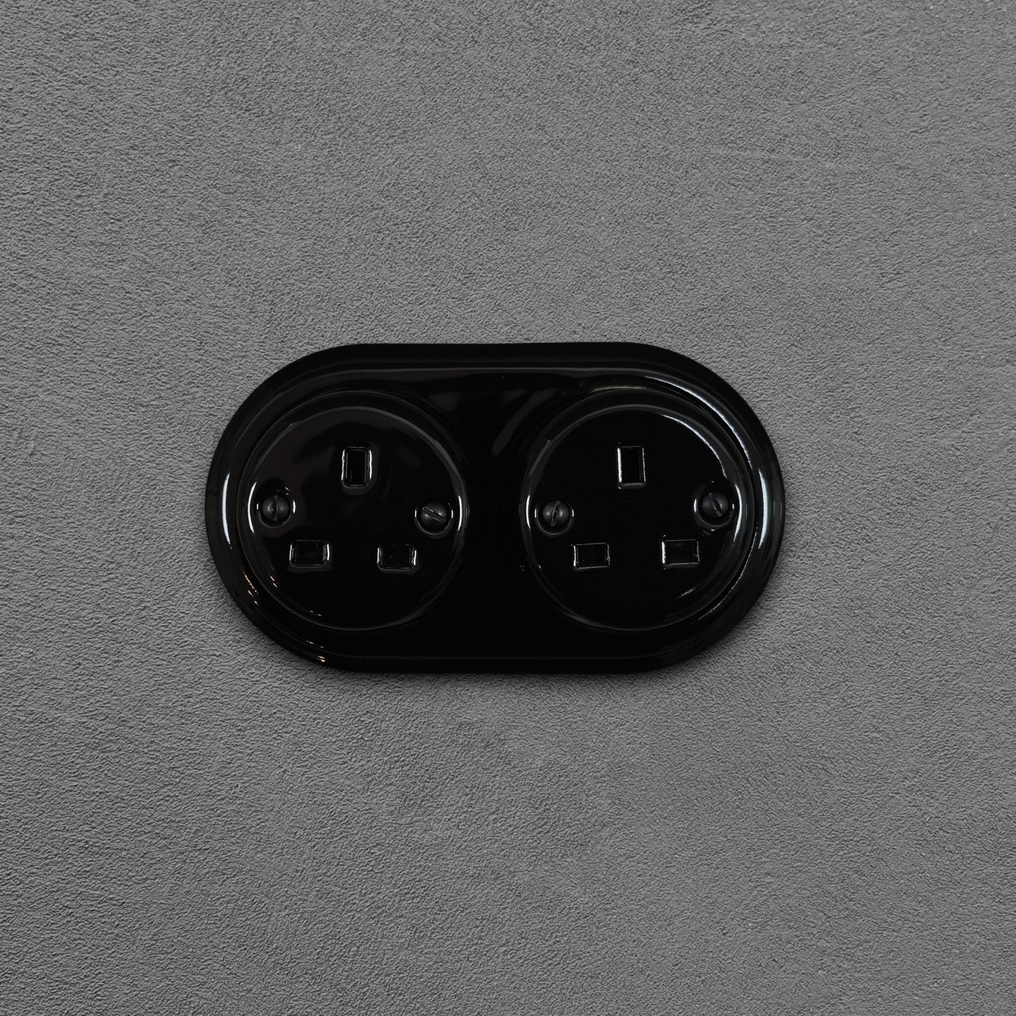 Surface Mounting Double Power Socket Porcelain Loft Retro Electrical UK 3 Prong Surface Mounted Vintage Cottage Ceramic Black