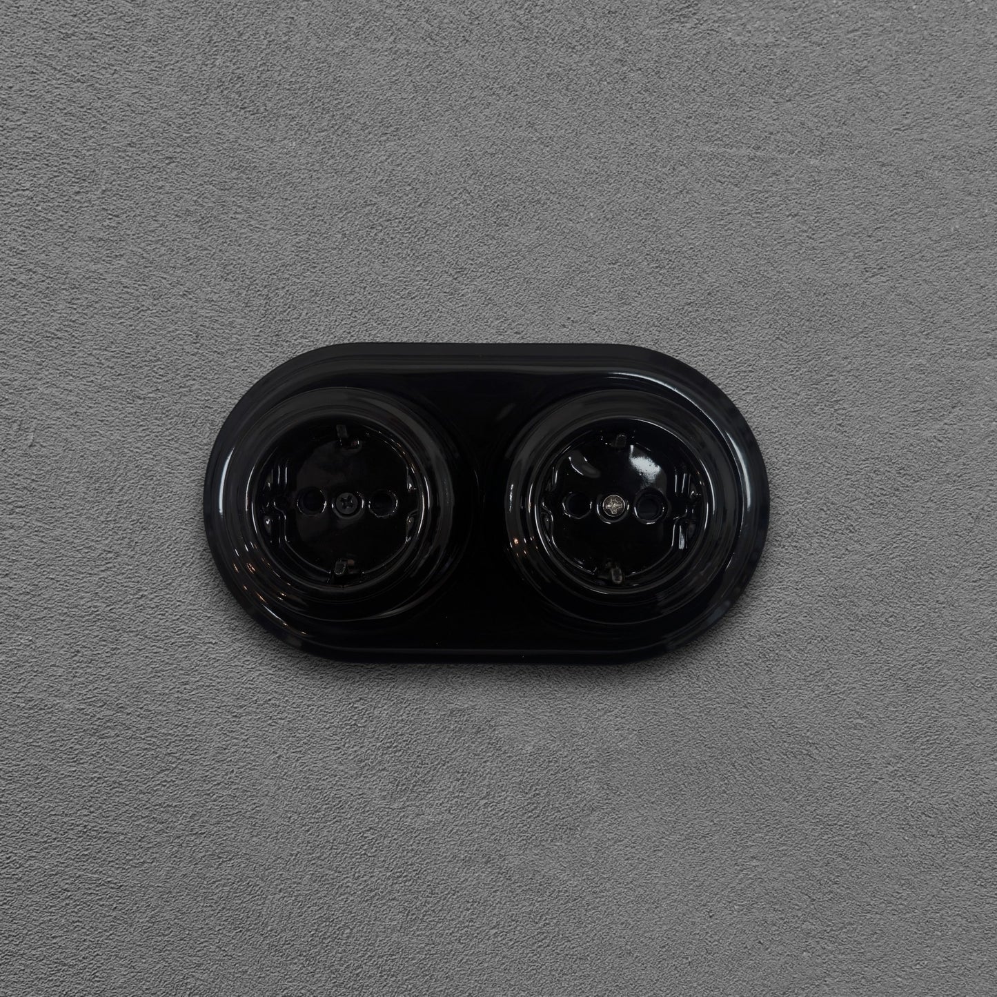 Surface-Mounting Double Frame German Schuko Power Socket Porcelain Loft Retro Electrical Vintage Cottage Ceramic Black