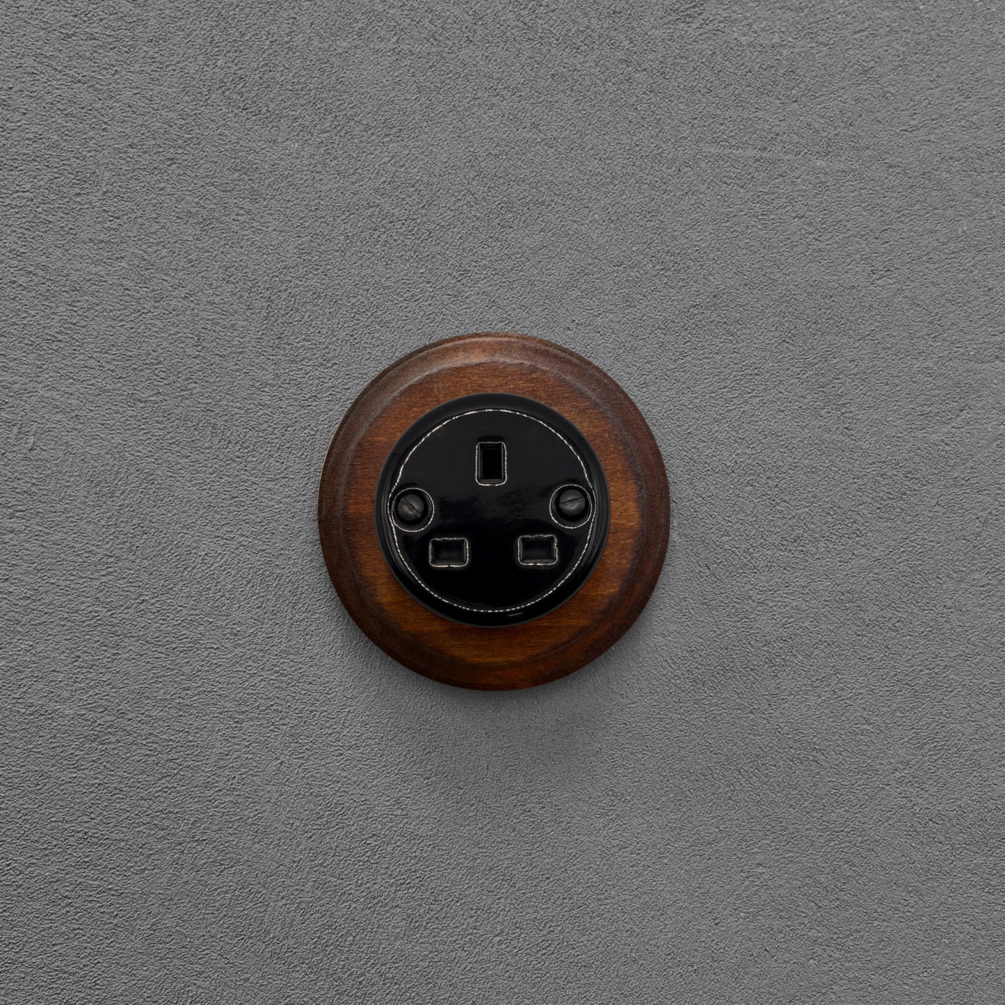 Retro Style Black Ceramic Single UK Type Socket Dark Wood Frame Flushed-Mounted
