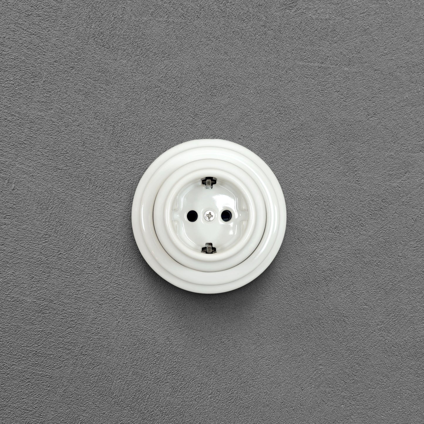 Surface-Mounting German Schuko Power Socket Porcelain Loft Retro Electrical Vintage Cottage Ceramic White