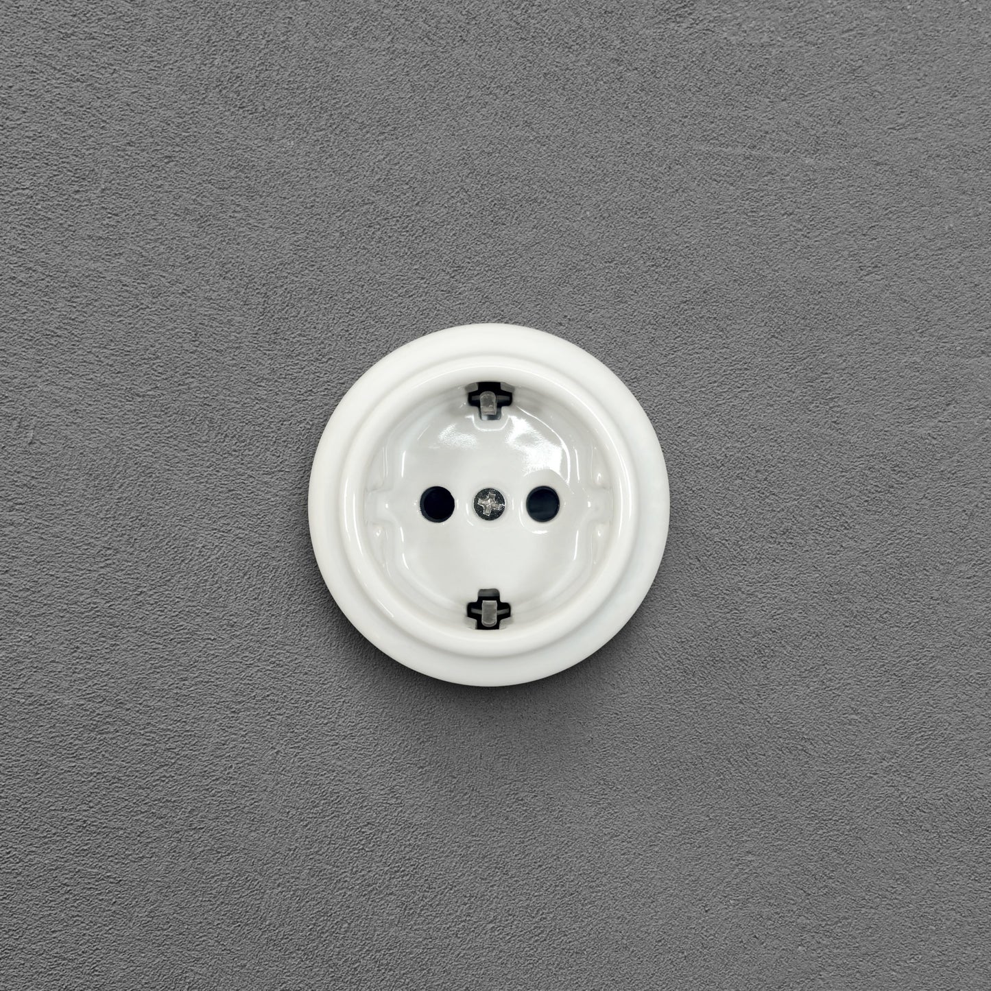Power Socket Porcelain Loft Retro Electrical German Schuko Surface-Mounting Vintage Cottage Ceramic White