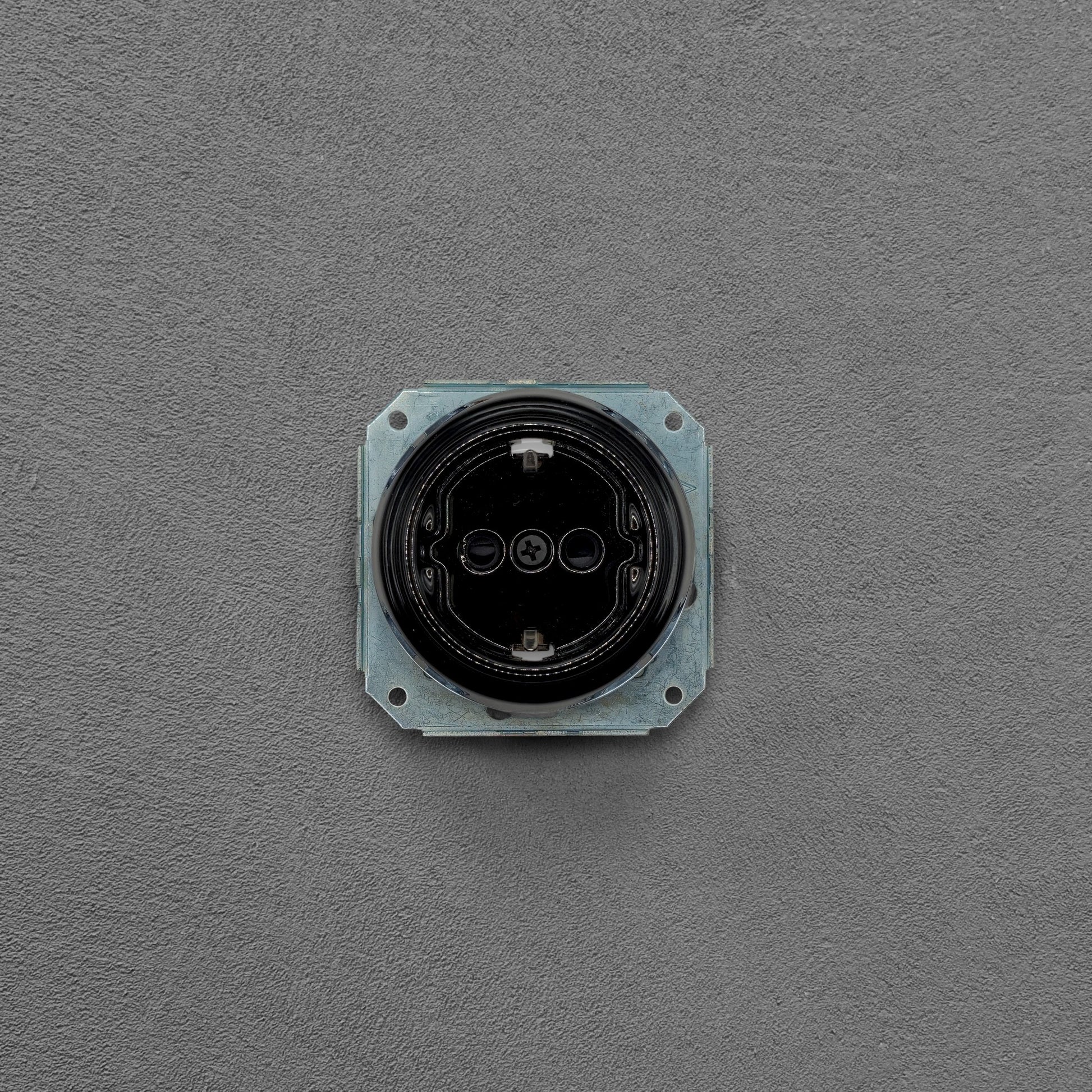 round black porcelain wall socket insert minimalist vintage