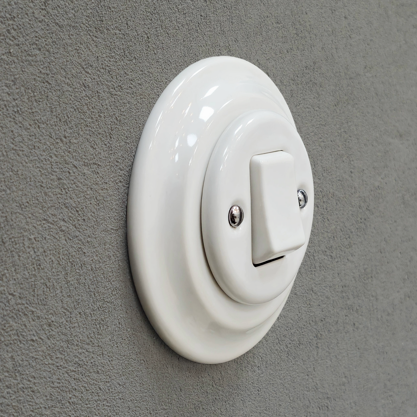 white porcelain 1gang2way big key light switch, flush-mount, angled