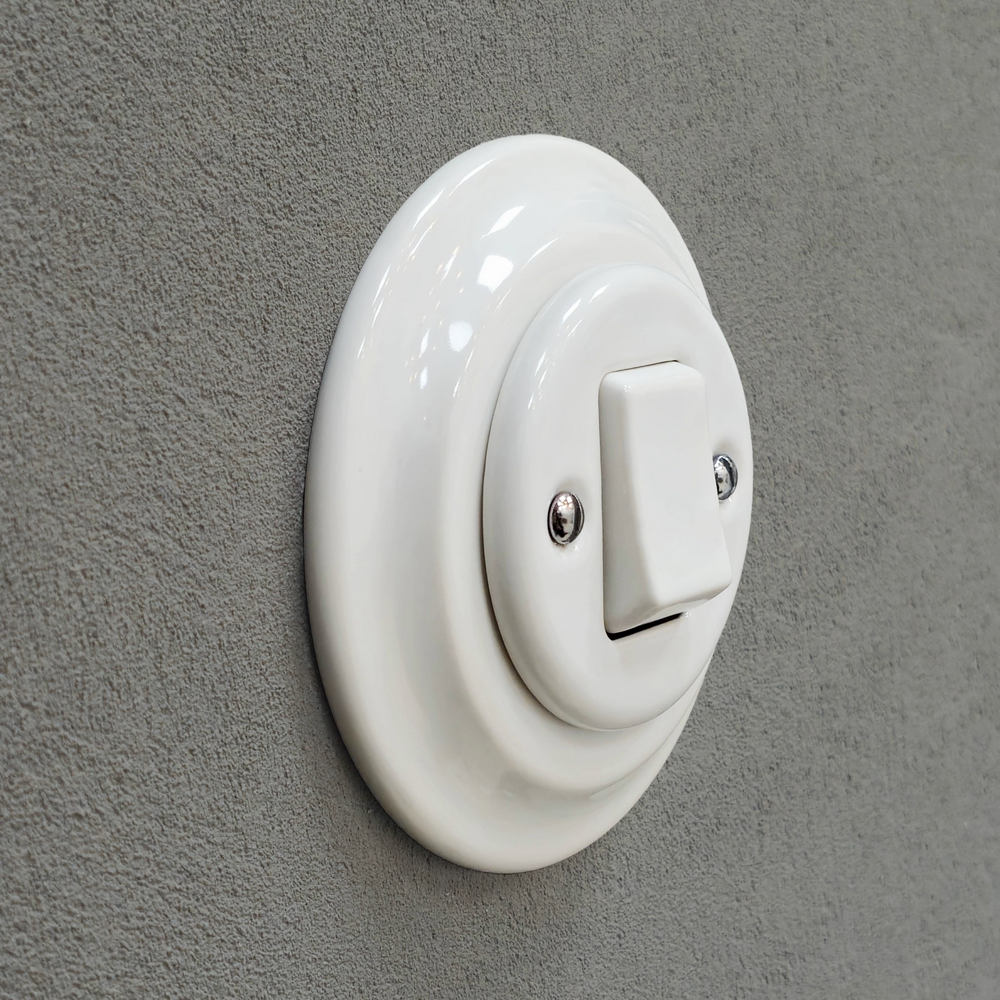 white porcelain 1gang2way big key light switch, flush-mount, angled