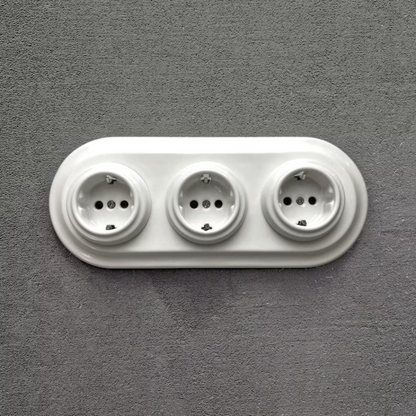 Triple Power Socket Porcelain Loft Retro Electrical German Schuko Flush-Mounting Vintage Cottage Ceramic White