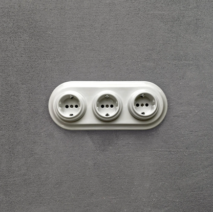 Triple Power Socket Porcelain Loft Retro Electrical German Schuko Flush-Mounting Vintage Cottage Ceramic White