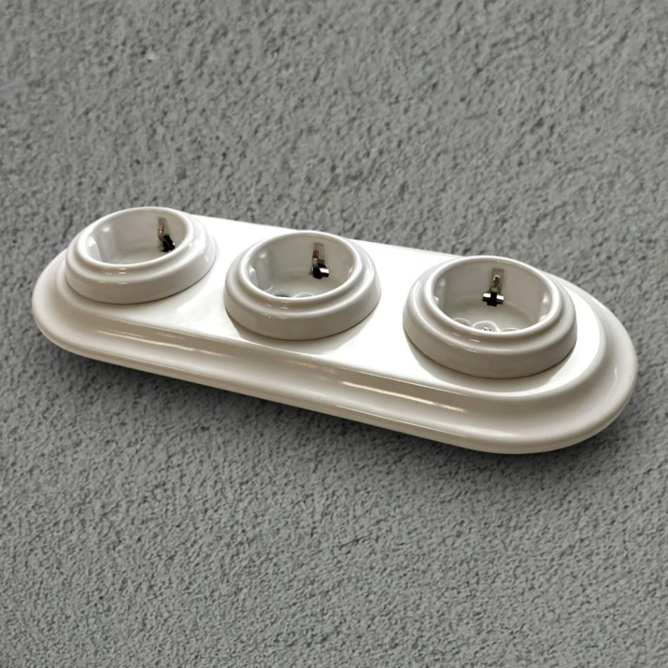 Triple Power Socket Porcelain Loft Retro Electrical German Schuko Flush-Mounting Vintage Cottage Ceramic White