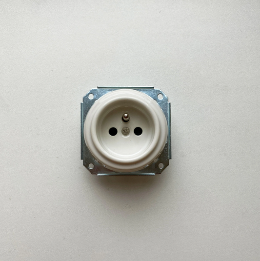 Power Socket Insert Porcelain Loft Retro Electrical French Flush-Mounting Vintage Cottage Ceramic White