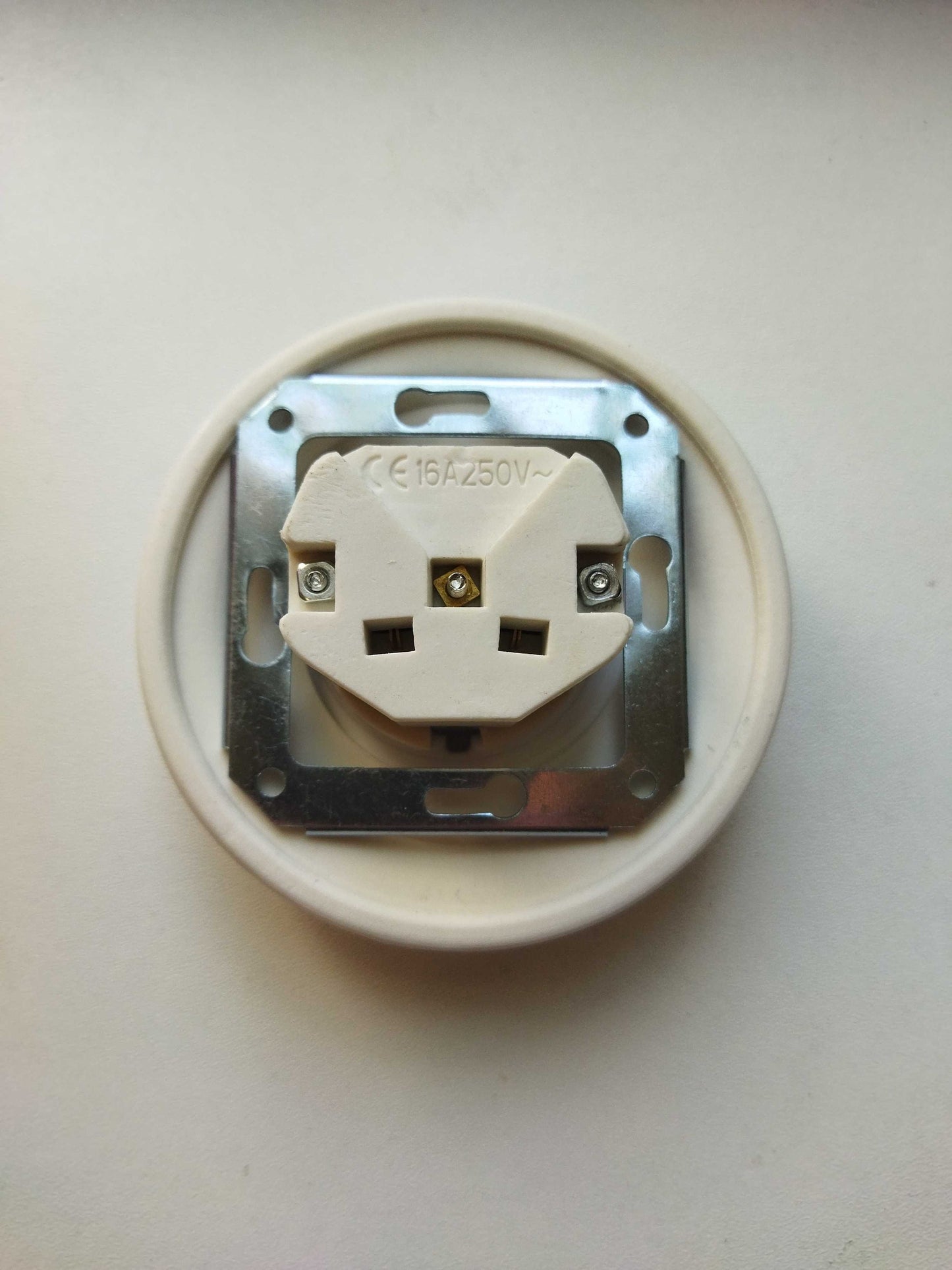 Power Sockets Porcelain German Schuko Loft Retro Electrical Flush-Mounting Vintage Cottage Ceramic White