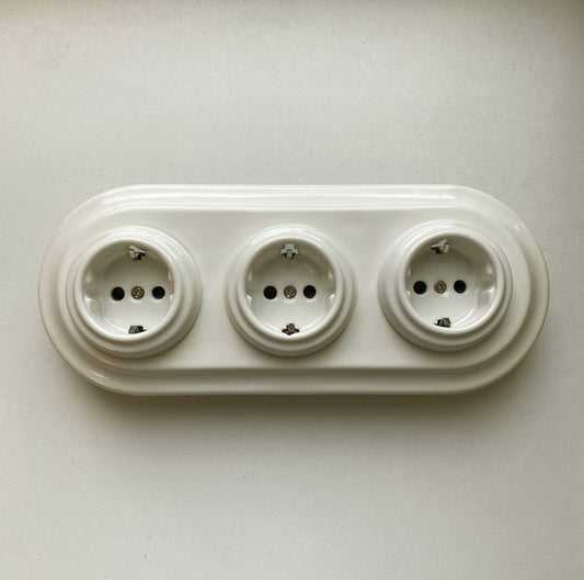 Triple Power Socket Porcelain Loft Retro Electrical German Schuko Flush-Mounting Vintage Cottage Ceramic White