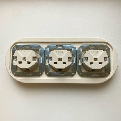 Triple Power Socket Porcelain Loft Retro Electrical German Schuko Flush-Mounting Vintage Cottage Ceramic White