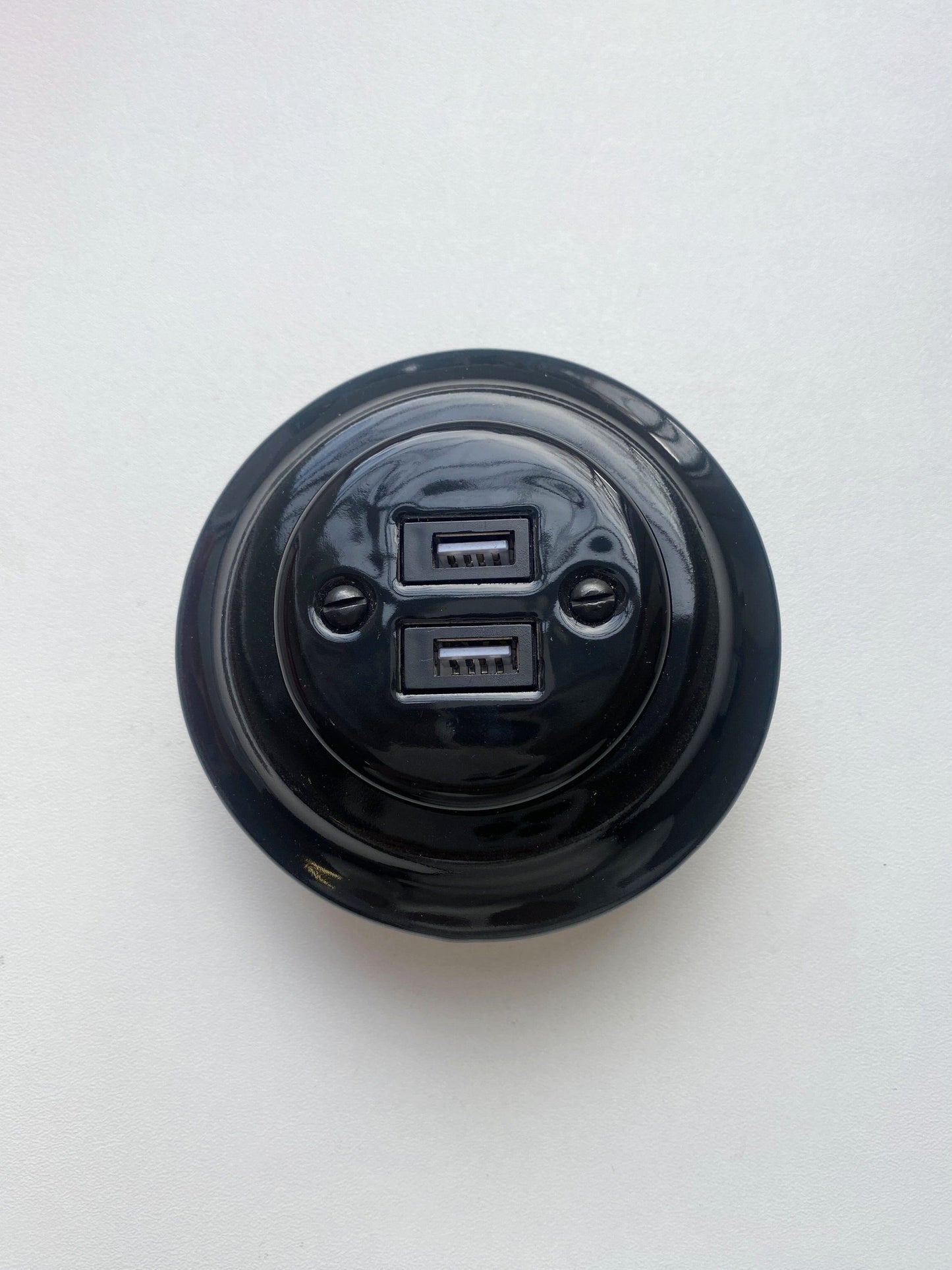 Porcelain Loft Retro Electrical USB Charging Socket Flush-Mounting Vintage Cottage Ceramic Black