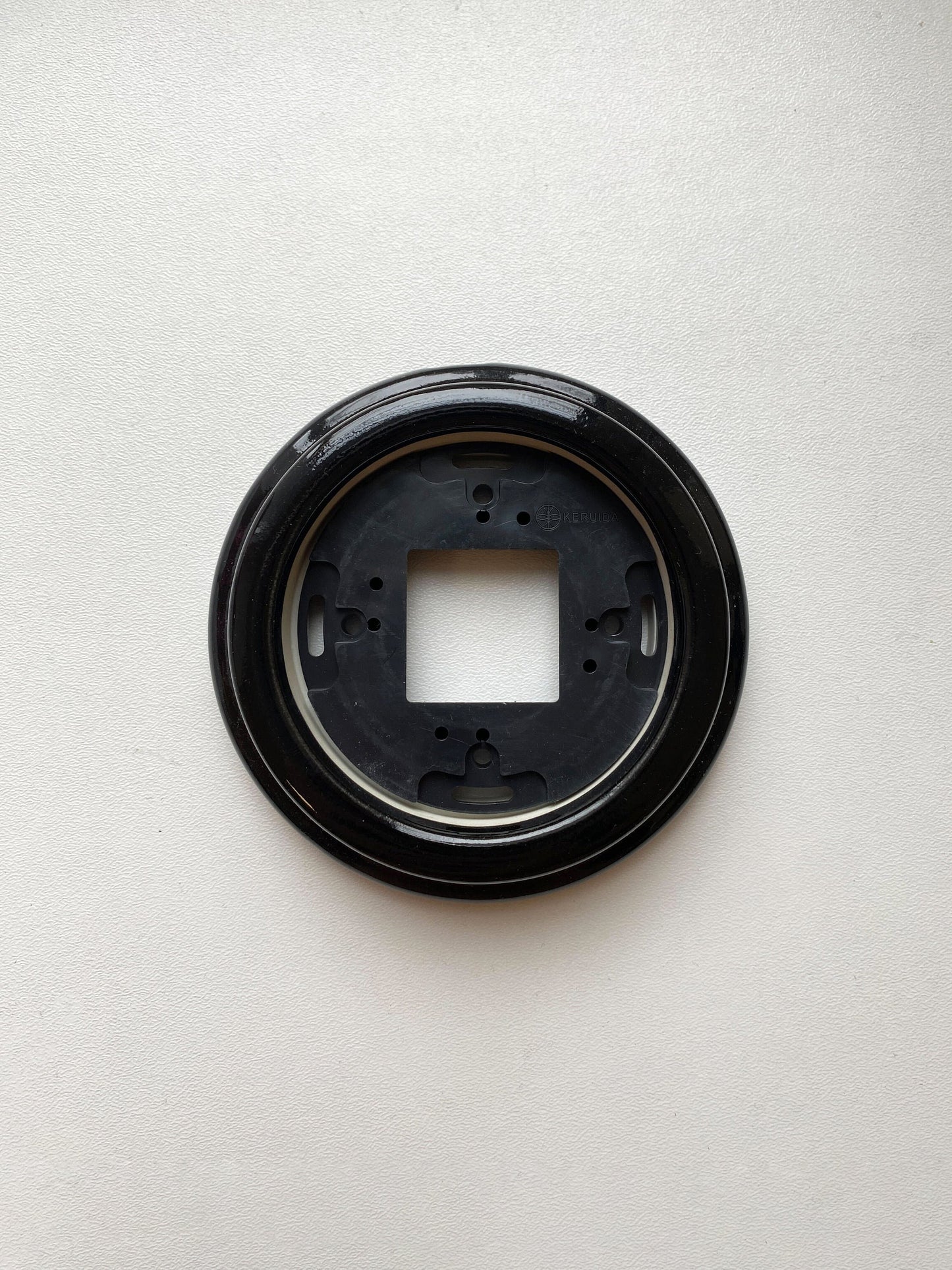 Porcelain Loft Retro Single Porcelain Frame With Plastic Part Surface Mounted Vintage Cottage Ceramic Black