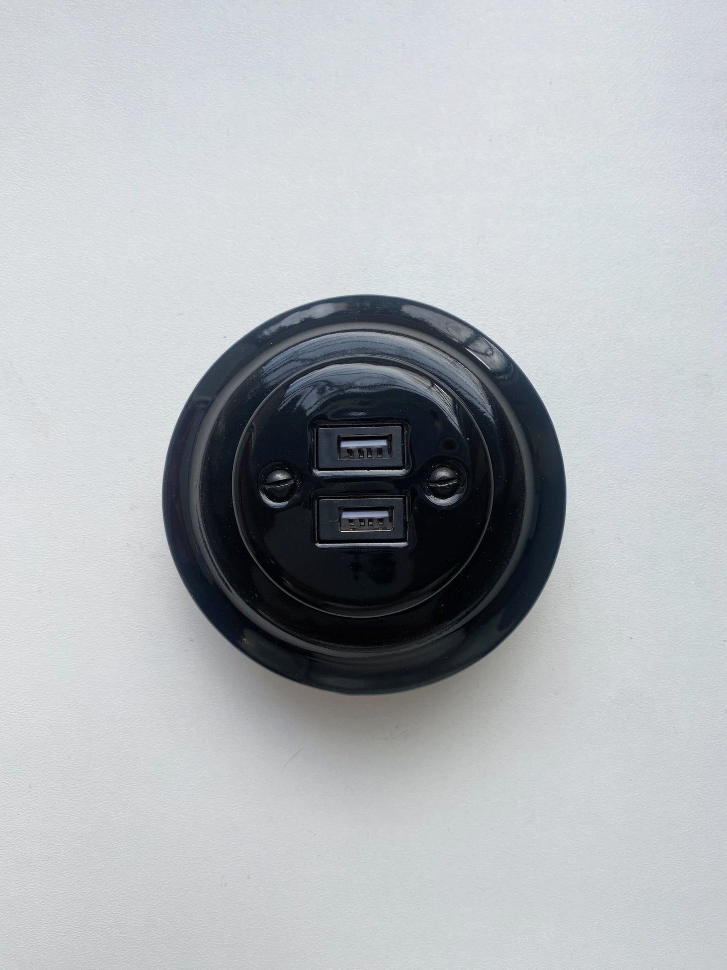 Porcelain Loft Retro Electrical USB Charging Socket Flush-Mounting Vintage Cottage Ceramic Black