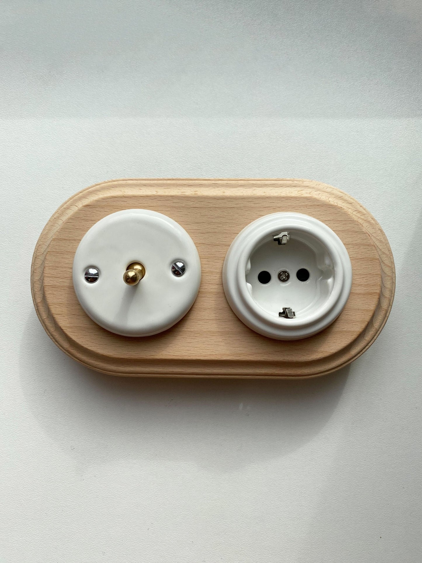Wooden Loft Retro Triple Socket Frame For Flush-Mounted Series Vintage Cottage Natural Wood