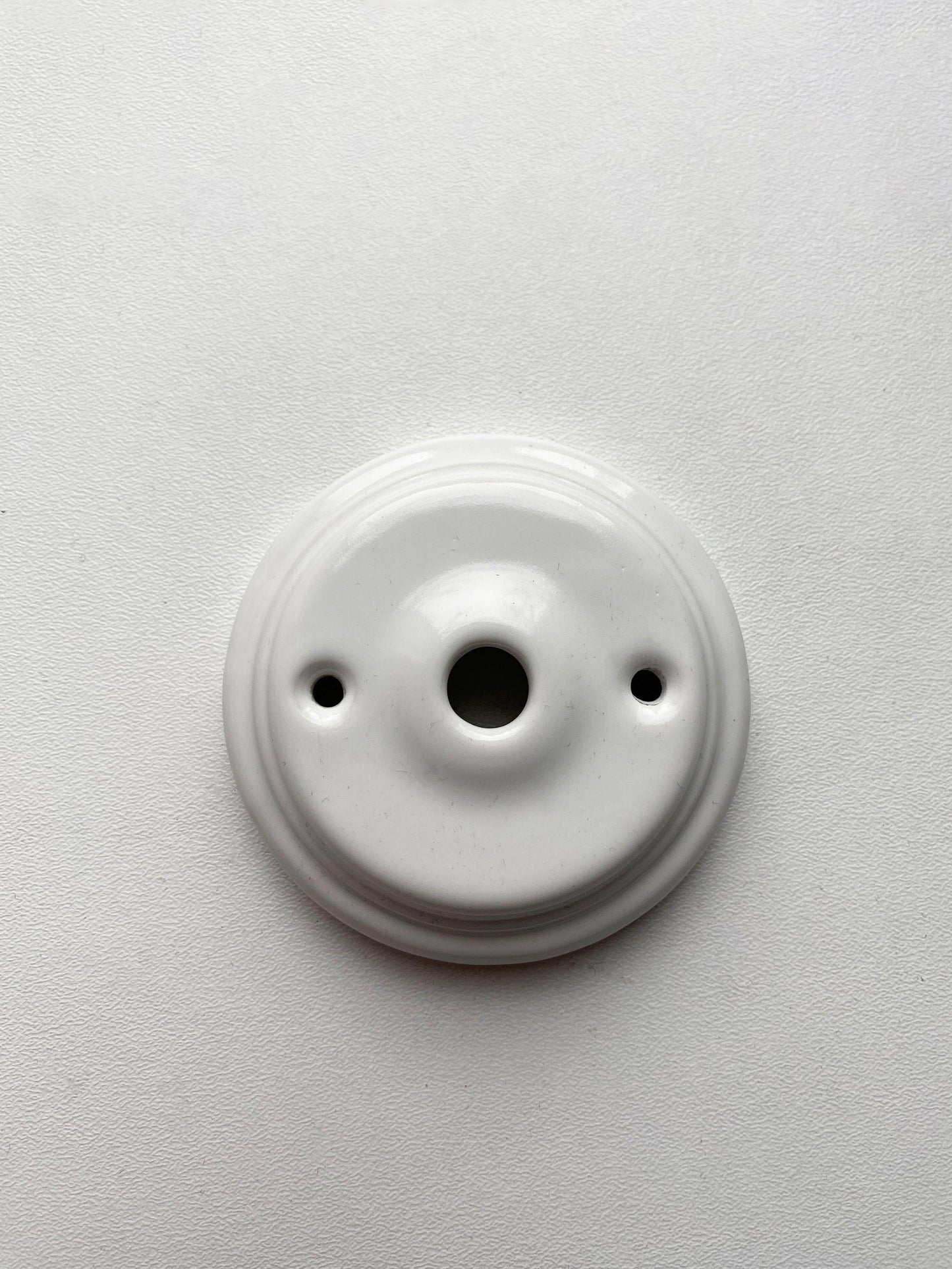 Ceiling Rose Flat Shape Porcelain Surface Mounting Vintage Loft Retro Cottage Ceramic White