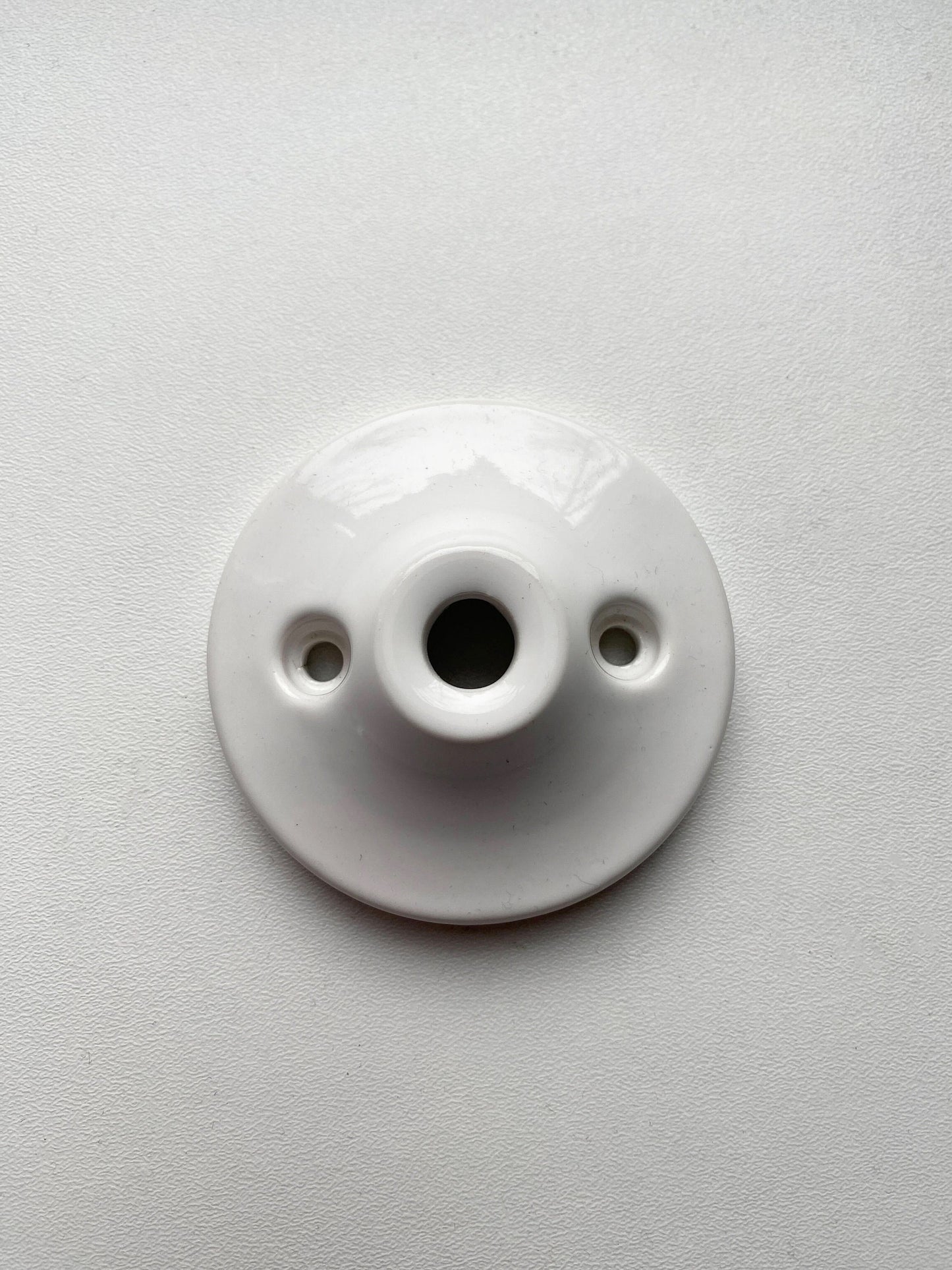 Ceiling Rose Cone Shape Porcelain Surface Mounting Vintage Loft Retro Cottage Ceramic White